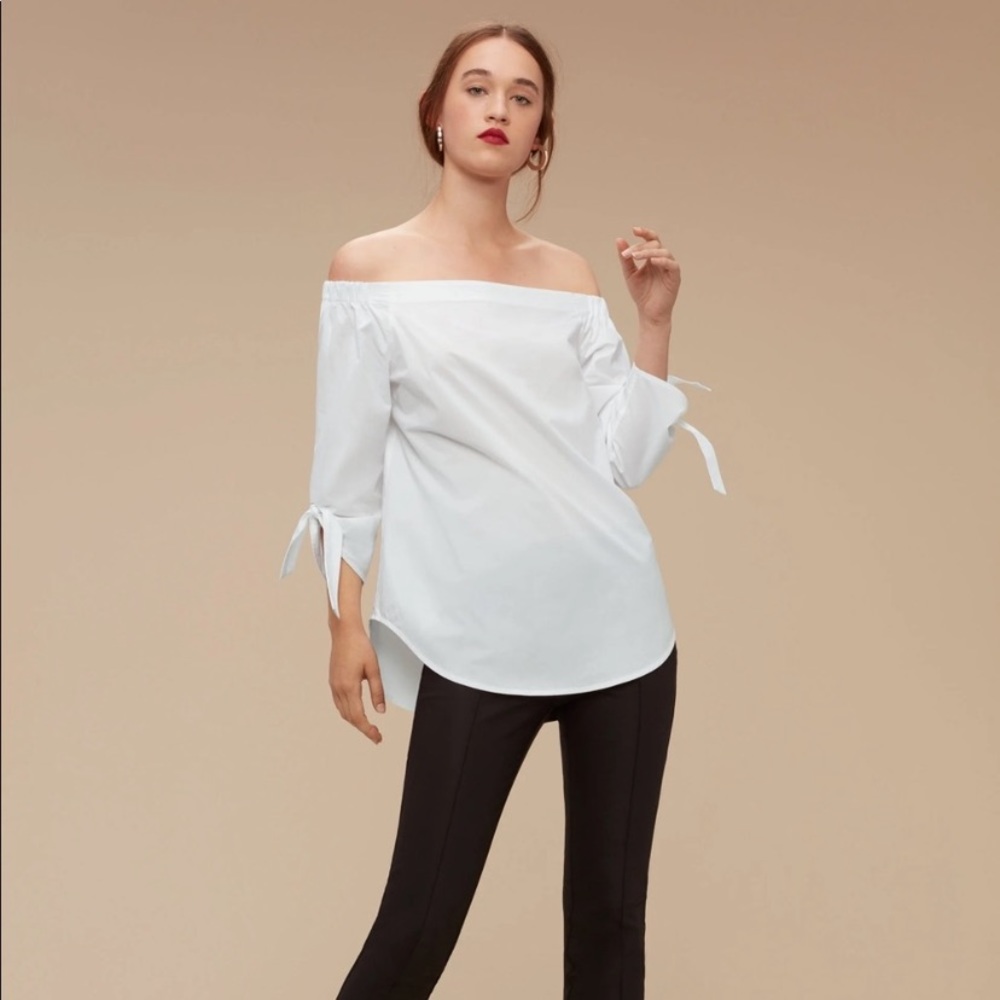 Aritzia | Babaton Malik Blouse off Shoulder
